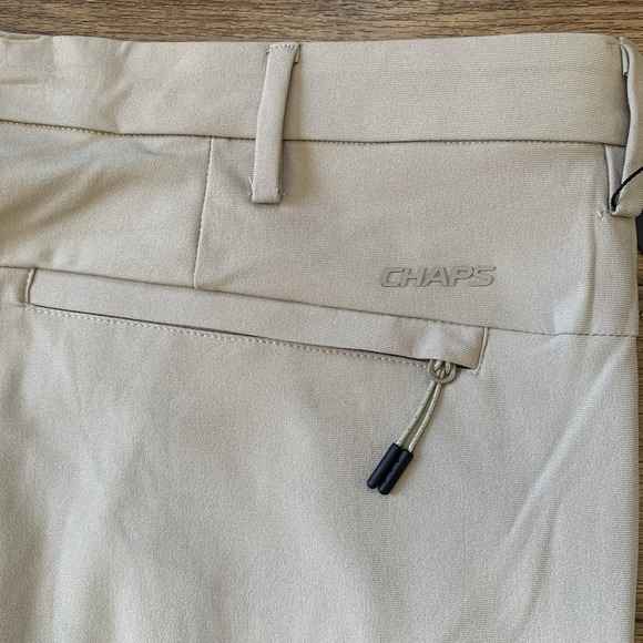Chaps Golf Men's 42x32 Khaki Beige Slim Fit Stretch Waistband Chino Pants NWT - Picture 5 of 9